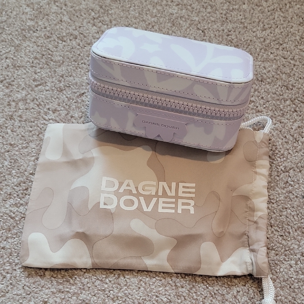 Dagne Dover Frankie